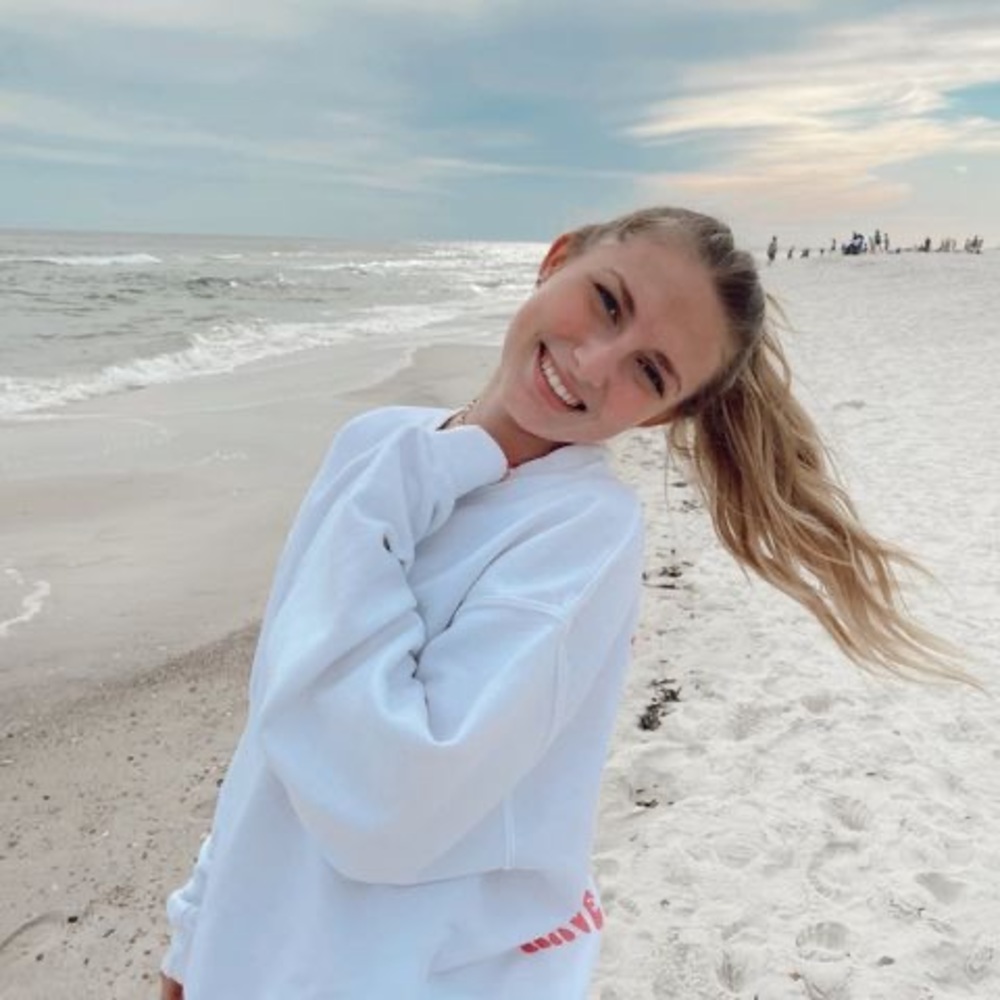 Meet your Posher, Macy